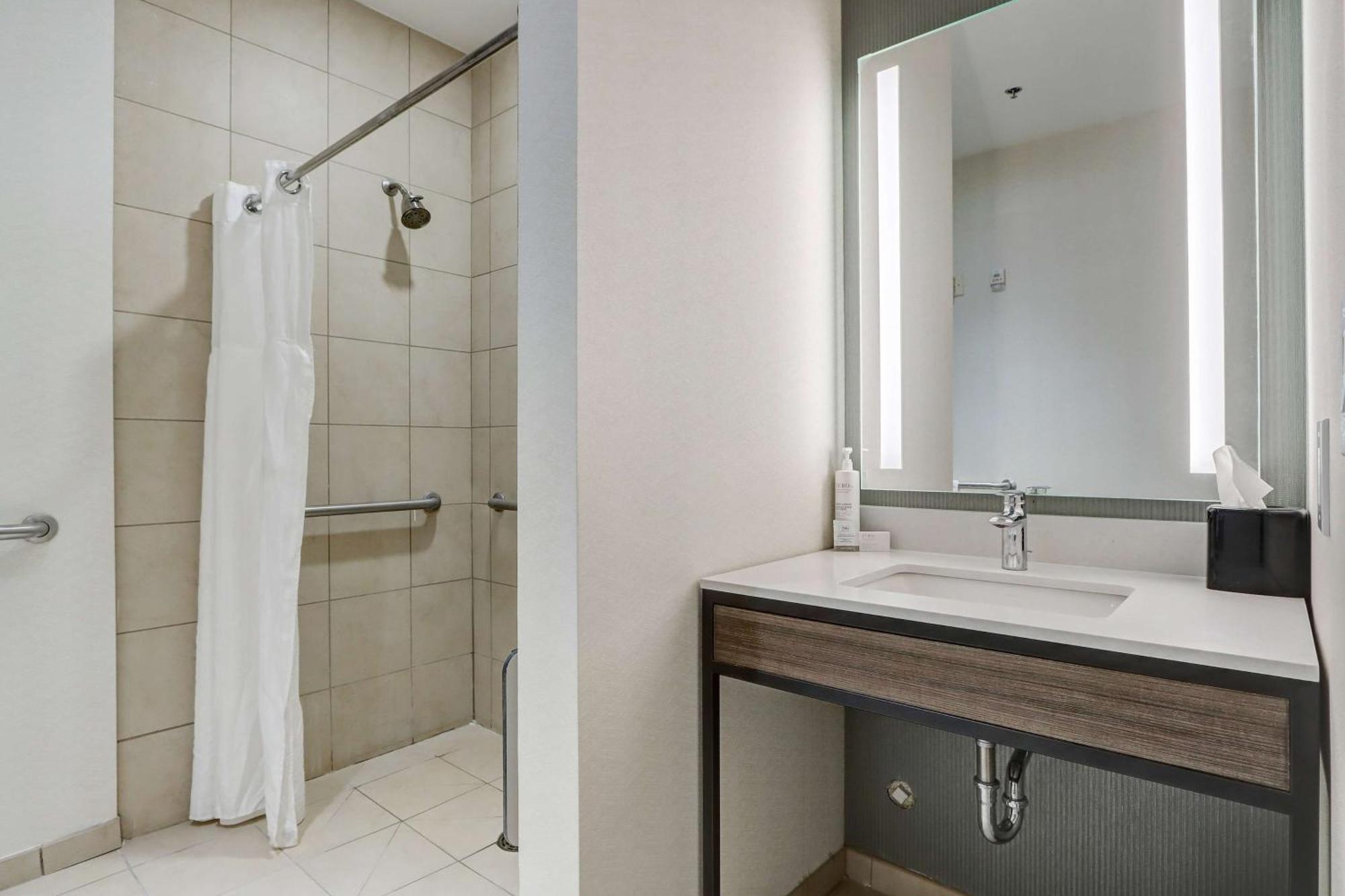Hilton Garden Inn Indianapolis Northwest Екстер'єр фото